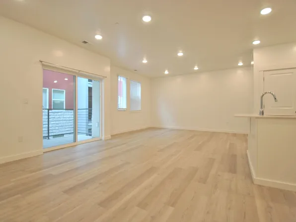 463 W 60 S #M201, Providence, UT 84332