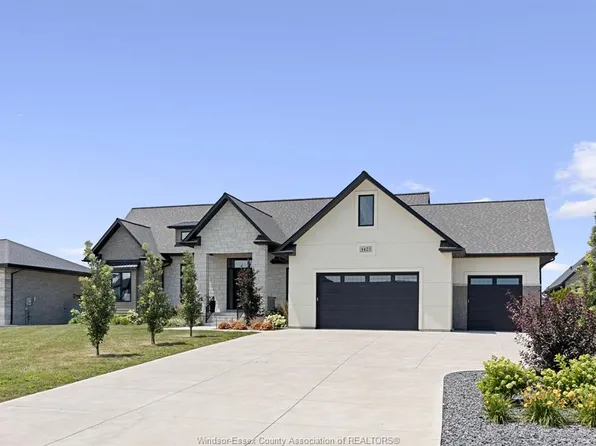 1423 Mullins Dr, Lakeshore, ON N0R 1V0