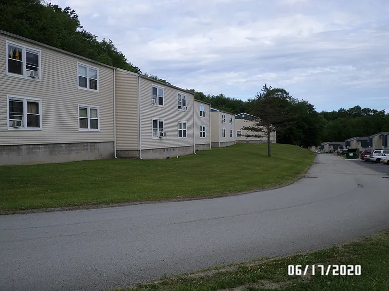 324 Mitchell Dr #324 — Photo 6