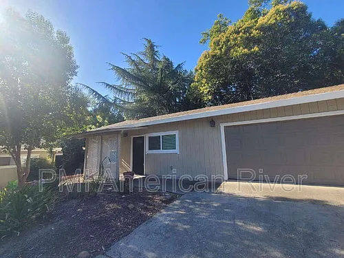 4841 Minnesota Ave #A Photo 1 4841 Minnesota Ave #A Photo 1