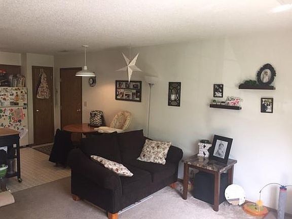 2nd image of 182 Westside Dr APT 3