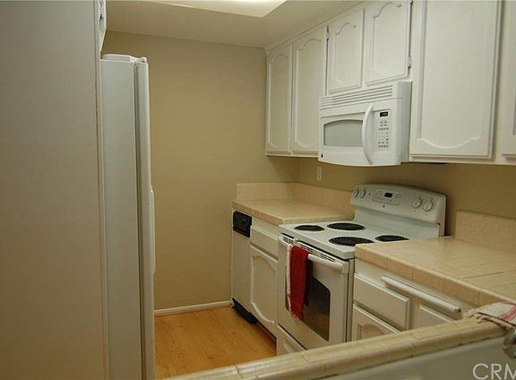3rd image of 7208 Apricot Dr