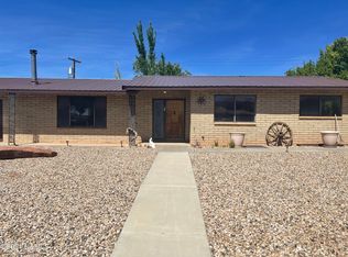 61 S Navajo Dr, Page, AZ 86040