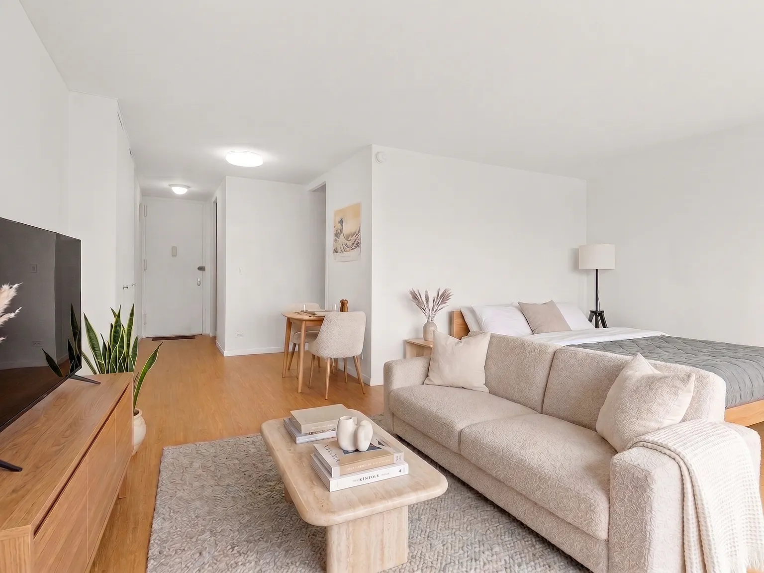 333 East 30th Street — Photo 2