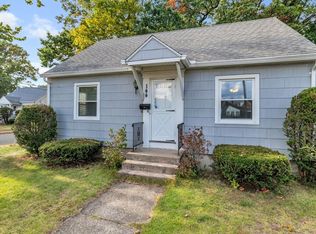144 Lang St, Springfield, MA 01104