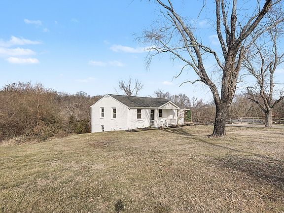 3rd image of 6247 Pettus Rd