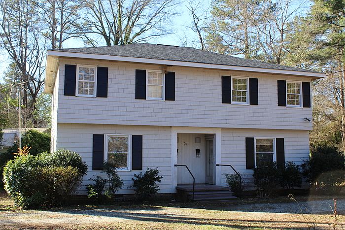 1st image of 100 W Park Dr #B