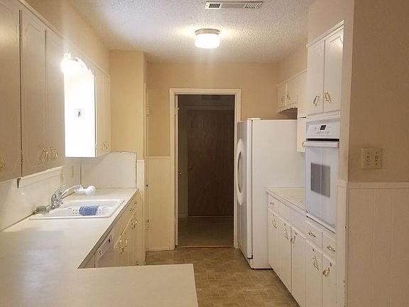3rd image of 5601 Caldwell Dr