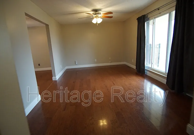 6209 Bryan Ln — Photo 3