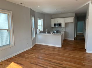 122 Cross St #3R, Somerville, MA 02145
