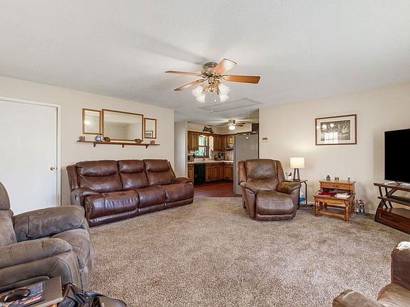 4th image of 4121 Shepard Rd