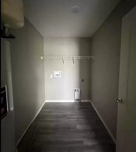298 Walkington Ln — Photo 10