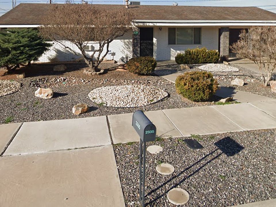 1st image of 2335 Desert Dr