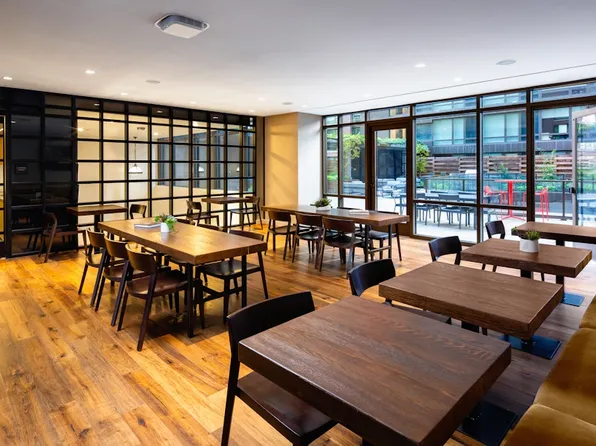 525 West 52nd Street image 6 of 18