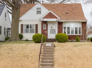 2350 W 10th St, Davenport, IA 52804