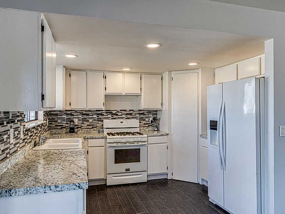 2nd image of 16455 Coolwater Ave