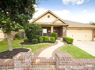 18214 E Willow Oak Bend Dr, Cypress, TX 77433