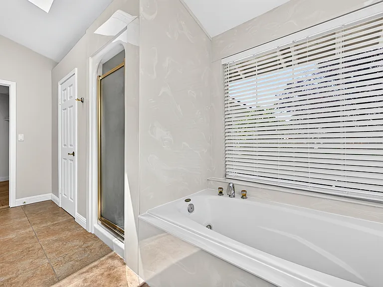 2628 Superior Dr — Photo 18