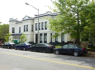 2 8th St NE APT 3, Washington, DC 20002