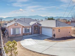 22028 McCarthy Dr, Tehachapi, CA 93561