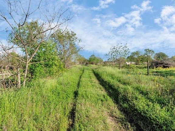 4th image of 651 Gebhardt Rd Lot 1 & 2