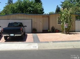 530 Camelia Way, Vacaville, CA 95688