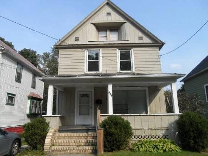 1st image of 493 Edgewood Ave