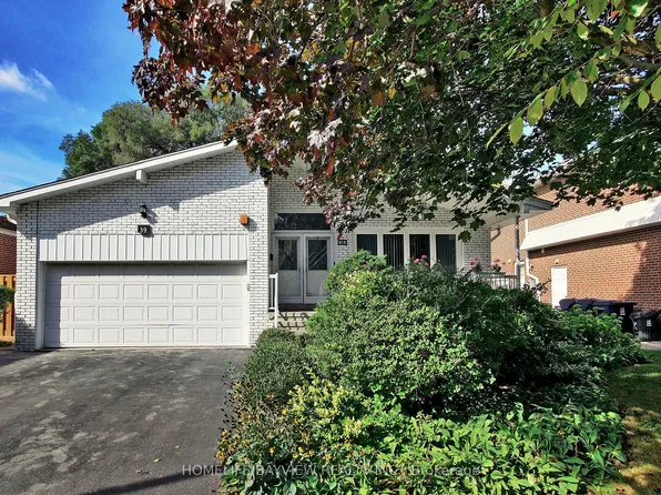 39 Shenstone Rd, Toronto, ON M2R 3B3
