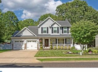 56 Country Club Rd, Clementon, NJ 08021