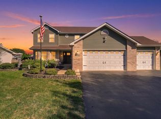 426 Badger Ln, Oswego, IL 60543