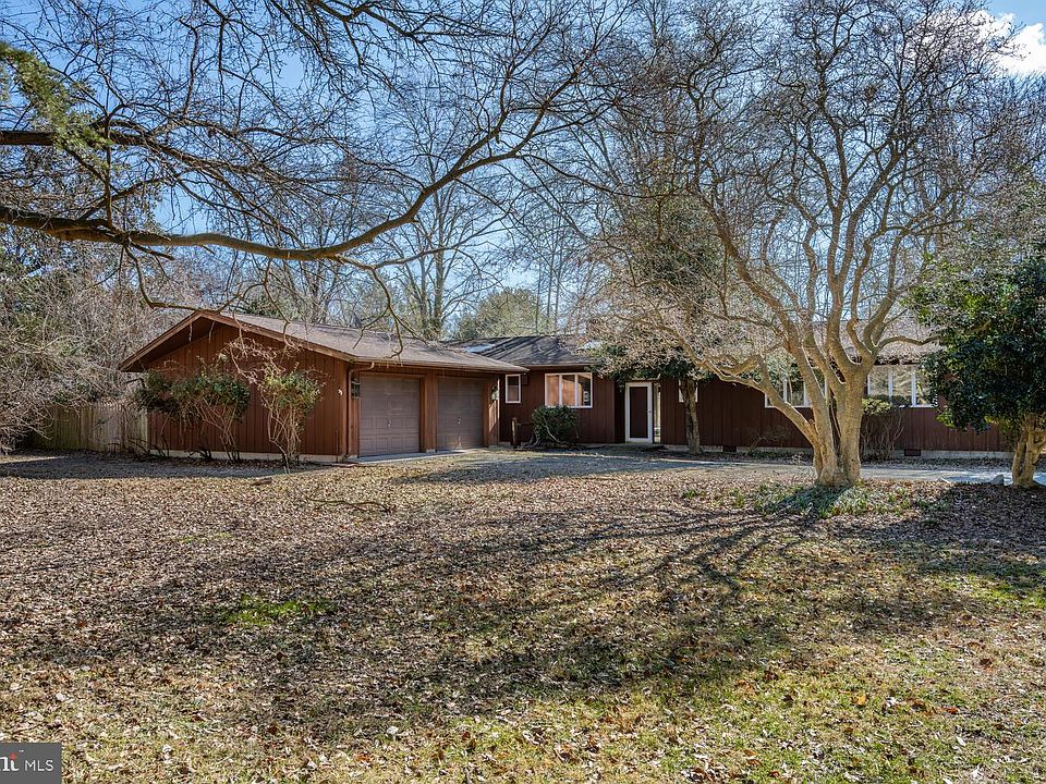 1st image of 6331 Canterbury Dr