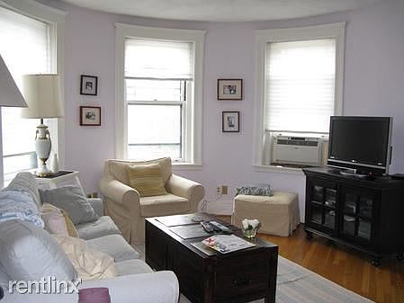 2nd image of 1775 Mass Ave