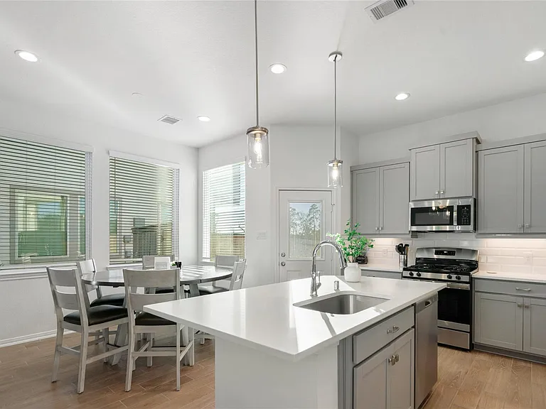 632 Silver Pear Ct — Photo 11