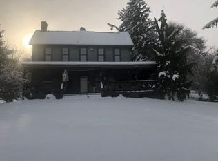 76 Rainey Rd, Eighty Four, PA 15330