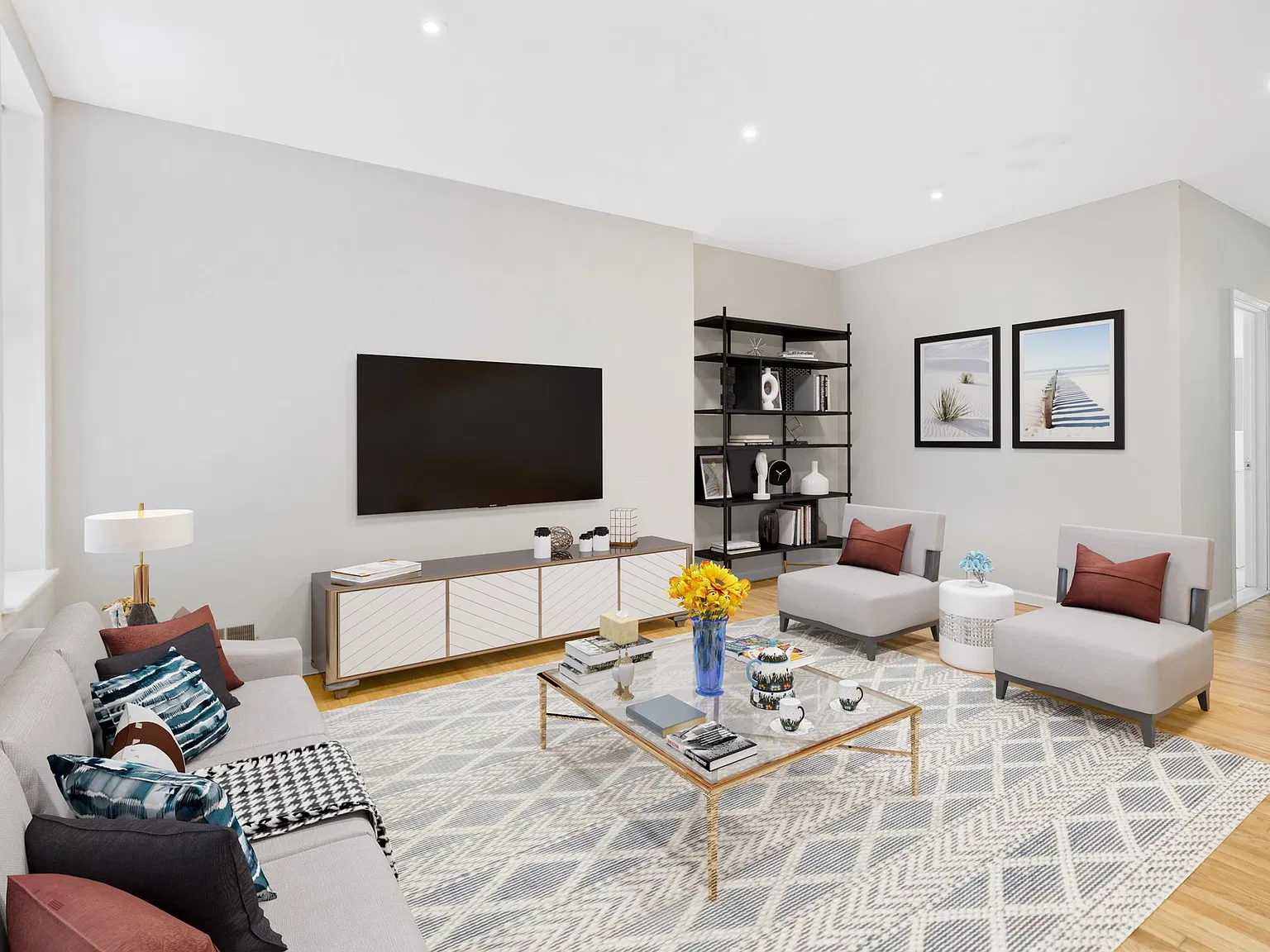 2024 N Gratz St — Photo 1