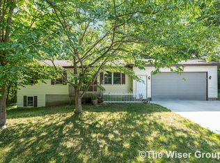 8395 Childsdale Ave NE, Rockford, MI 49341