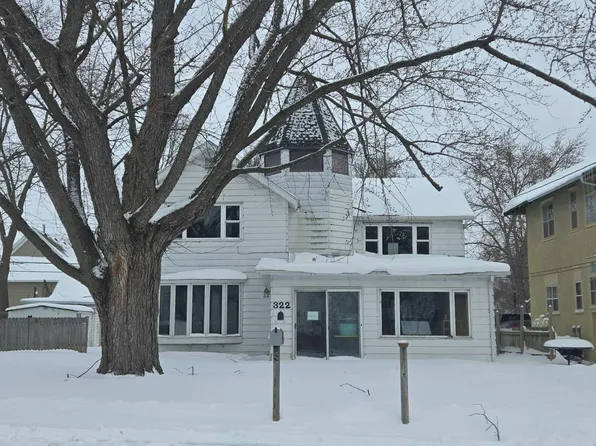 322 W Central St, Chippewa Falls, WI 54729