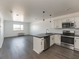 6649 Ridge Ave #C303, Philadelphia, PA 19128