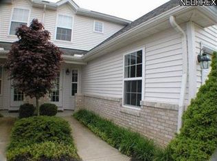 689 Ashberry Ct, Avon Lake, OH 44012