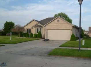 51628 Blue Spruce Dr, Macomb, MI 48042