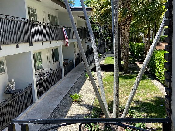 3rd image of 1135 92nd St #201