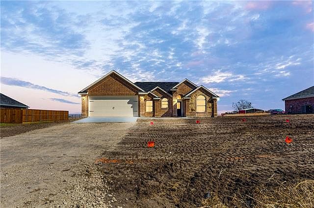 1st image of 26012 Fm Road 429