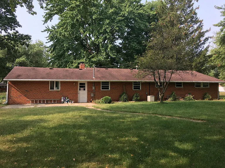 6044 Donnybrook Dr — Photo 2