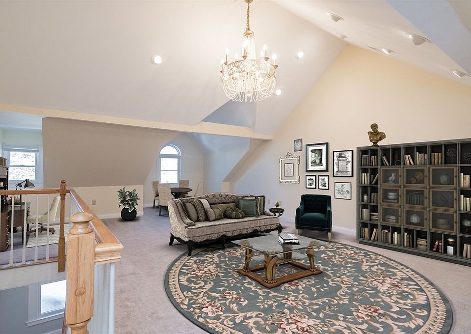 1st image of 21 Lyman Rd #B