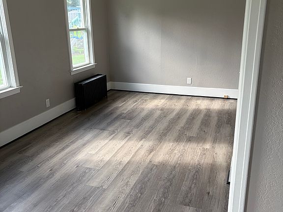 3rd image of 2866 Angle Rd Floor 2