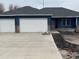 534 SW 5th St, Ogden, IA 50212