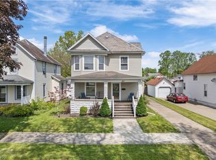 407 E 5th St, Dover, OH