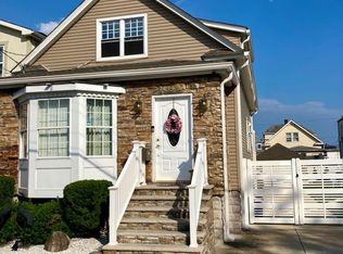 8 Wheeler Ave, Carteret, NJ