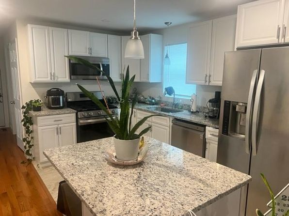 20 Virginia Ln FLOOR 1