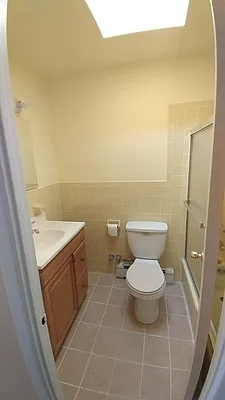 Rented by Prime Realty | media 18